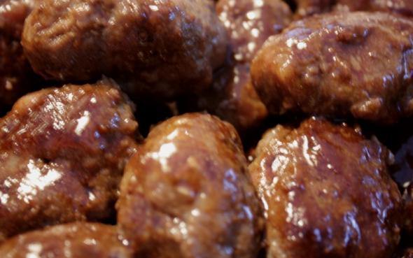 Köttbullar med Hickorysauce image 1